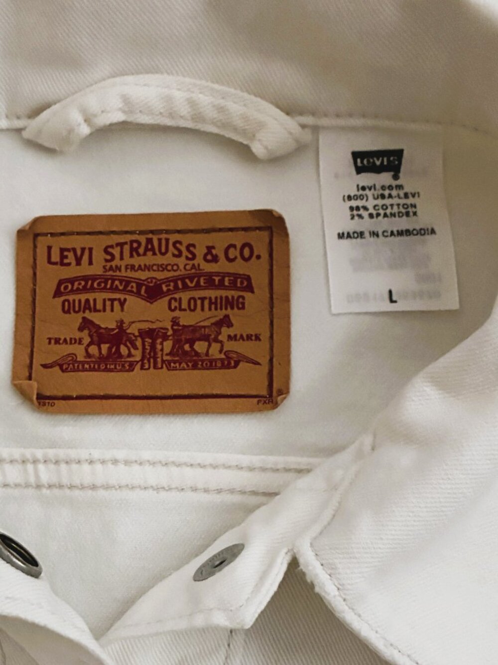 Levi's Women's Original Trucker Jacket White Stretch Denim Size L - Picture 3 of 5